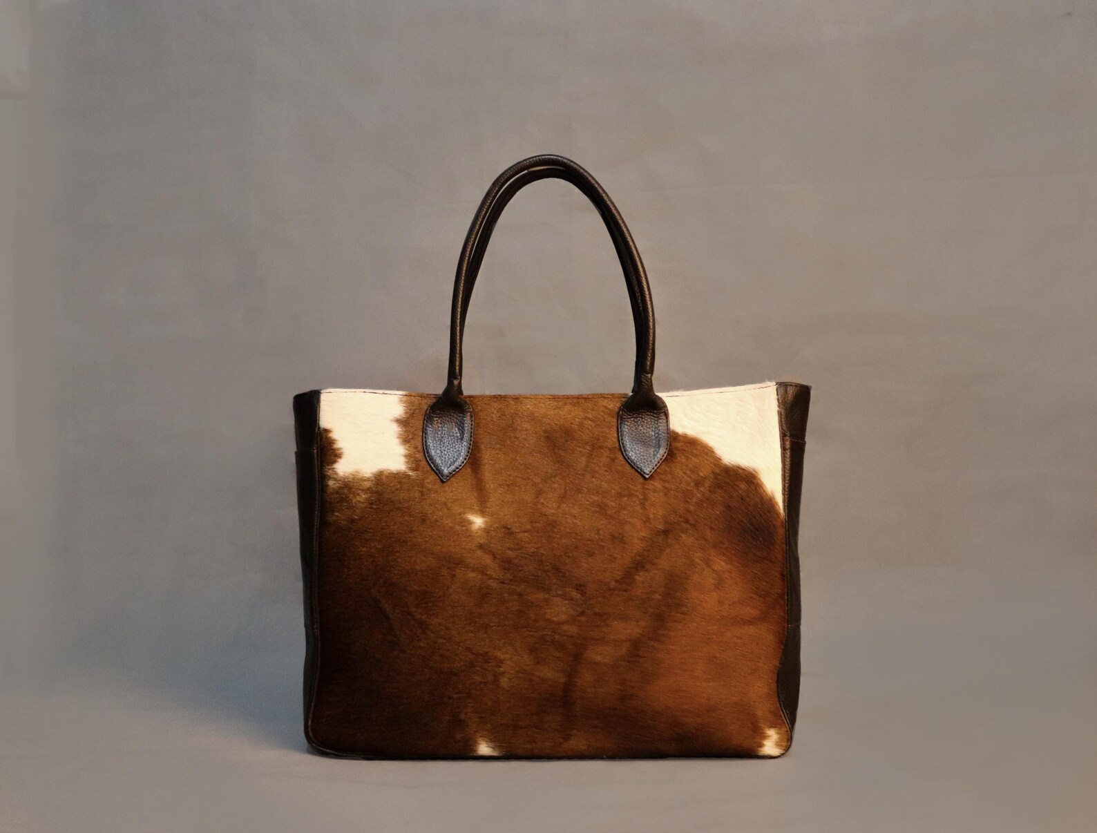 Large Cowhide Tote Bag – Genuine Hair-on-Hide Leather Handbag